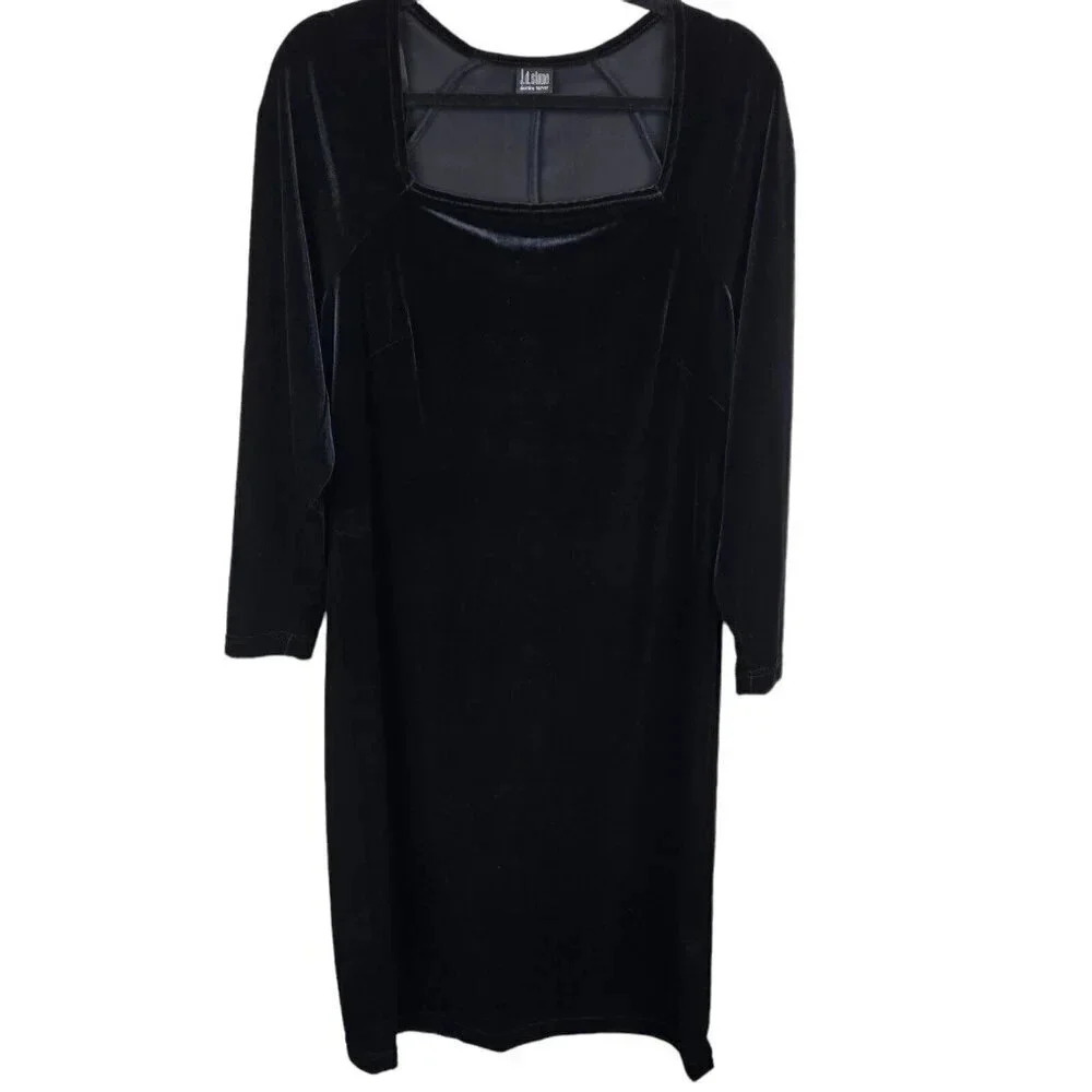 JD Stone Black Velvet Midi Dress‎ Long Sleeve Size Medium Square Neckline
